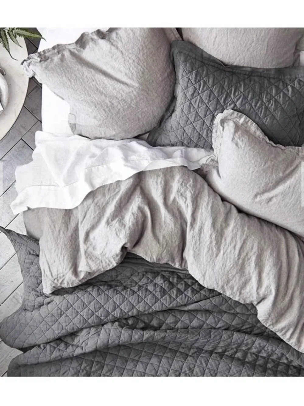 Pottery Barn Linen Belgian flax Duvet Cover flagstone - Light Gray king size